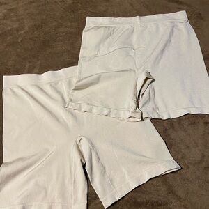Women's Cream Shorts shape wear Breezies size large